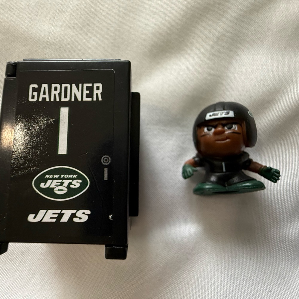 NFL Football teenymate lockers New York Jets Gardner